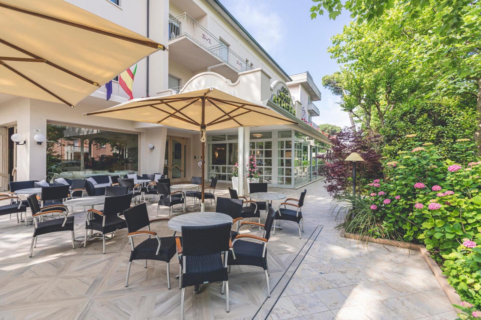 Hotel Athena Cervia Exterior photo