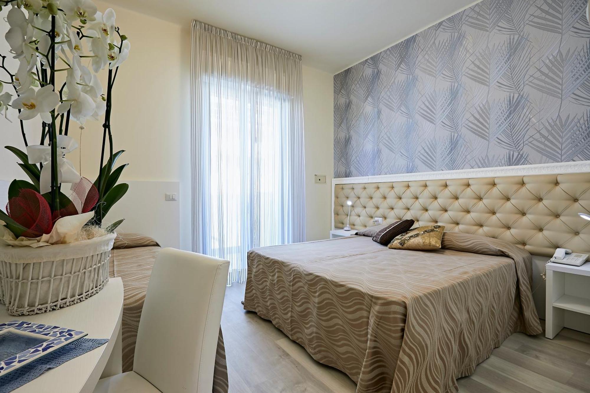 Hotel Athena Cervia Exterior photo