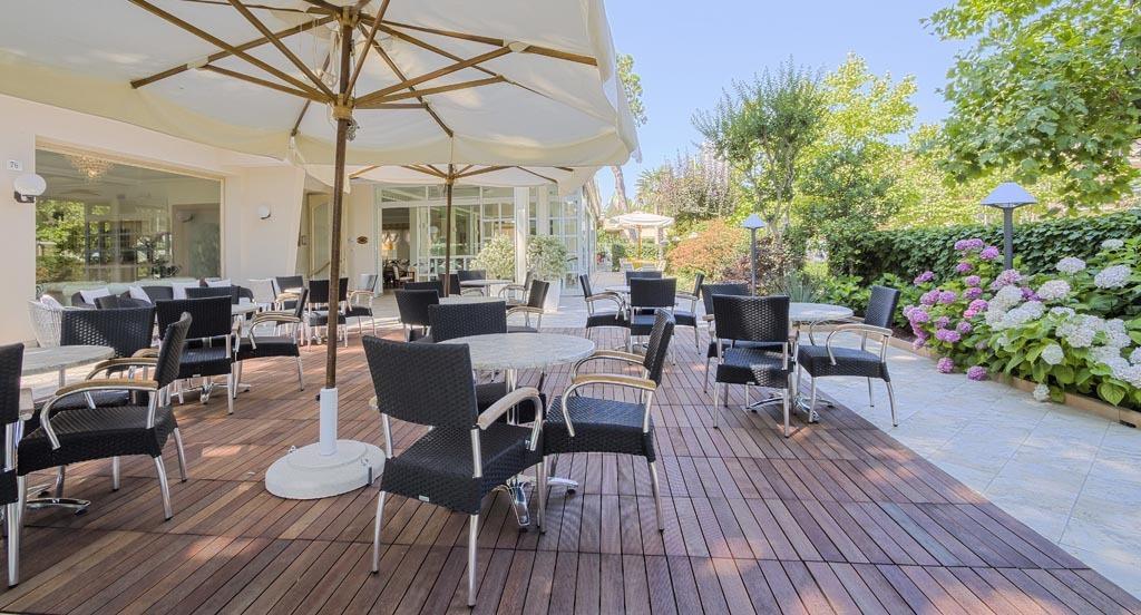 Hotel Athena Cervia Exterior photo
